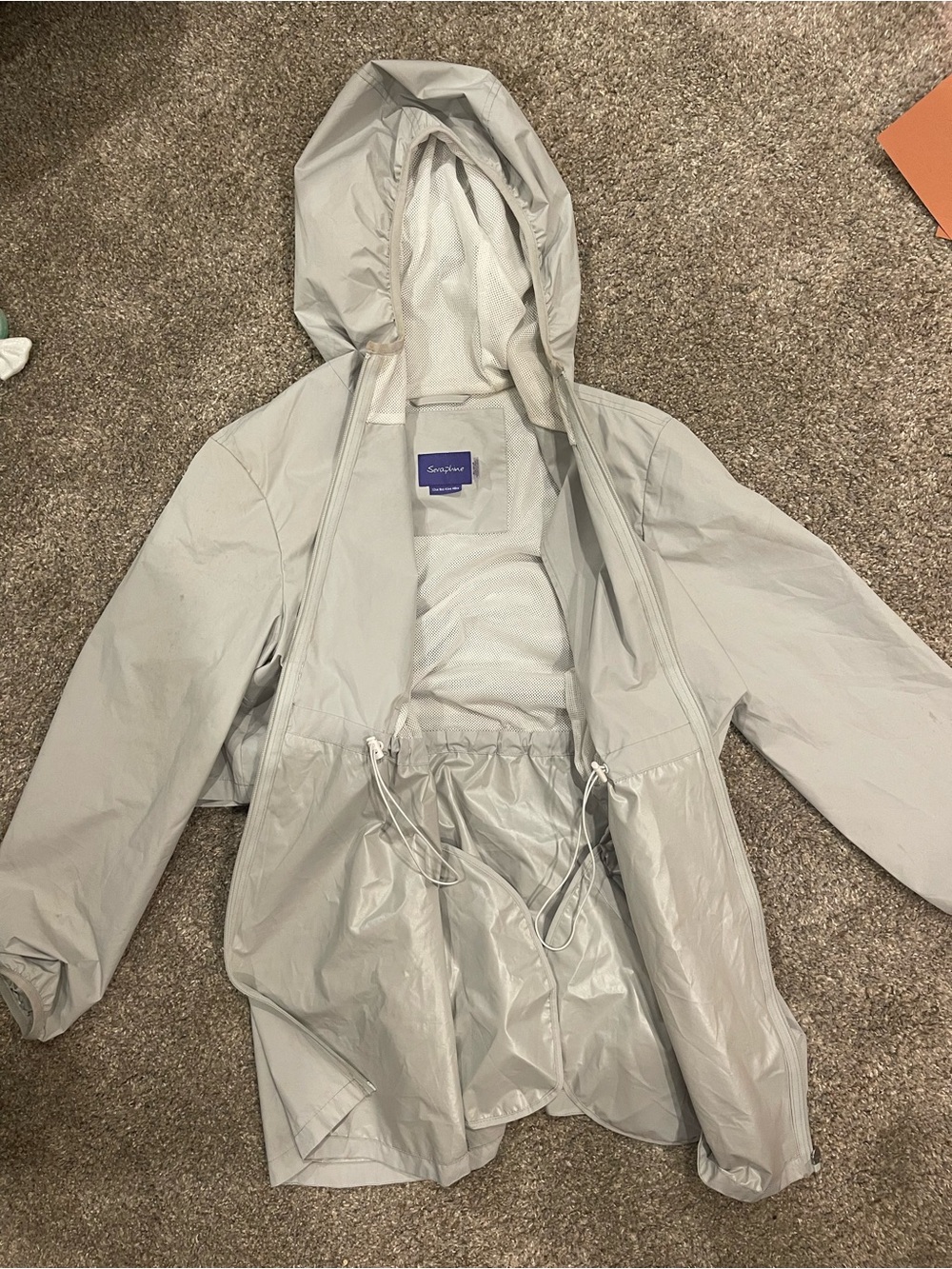 Seraphine Maternity wind breaker (water resistant)